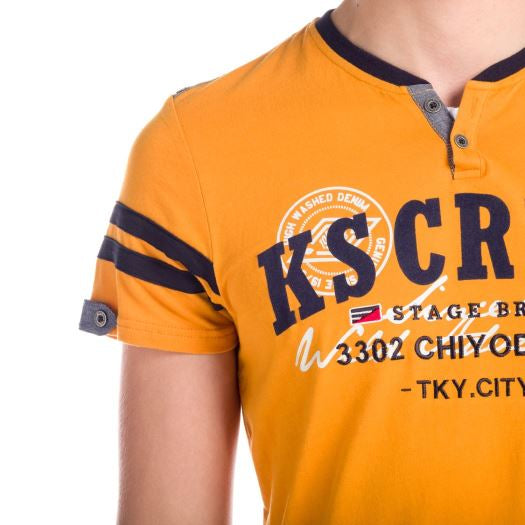 Ockerfarbenes, kurzärmliges, gestreiftes Herren-T-Shirt mit V-Ausschnitt – Koroshi 1811MC57