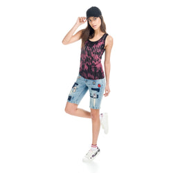 Medium blue women's denim shorts with patches - Koroshi 1812PS06