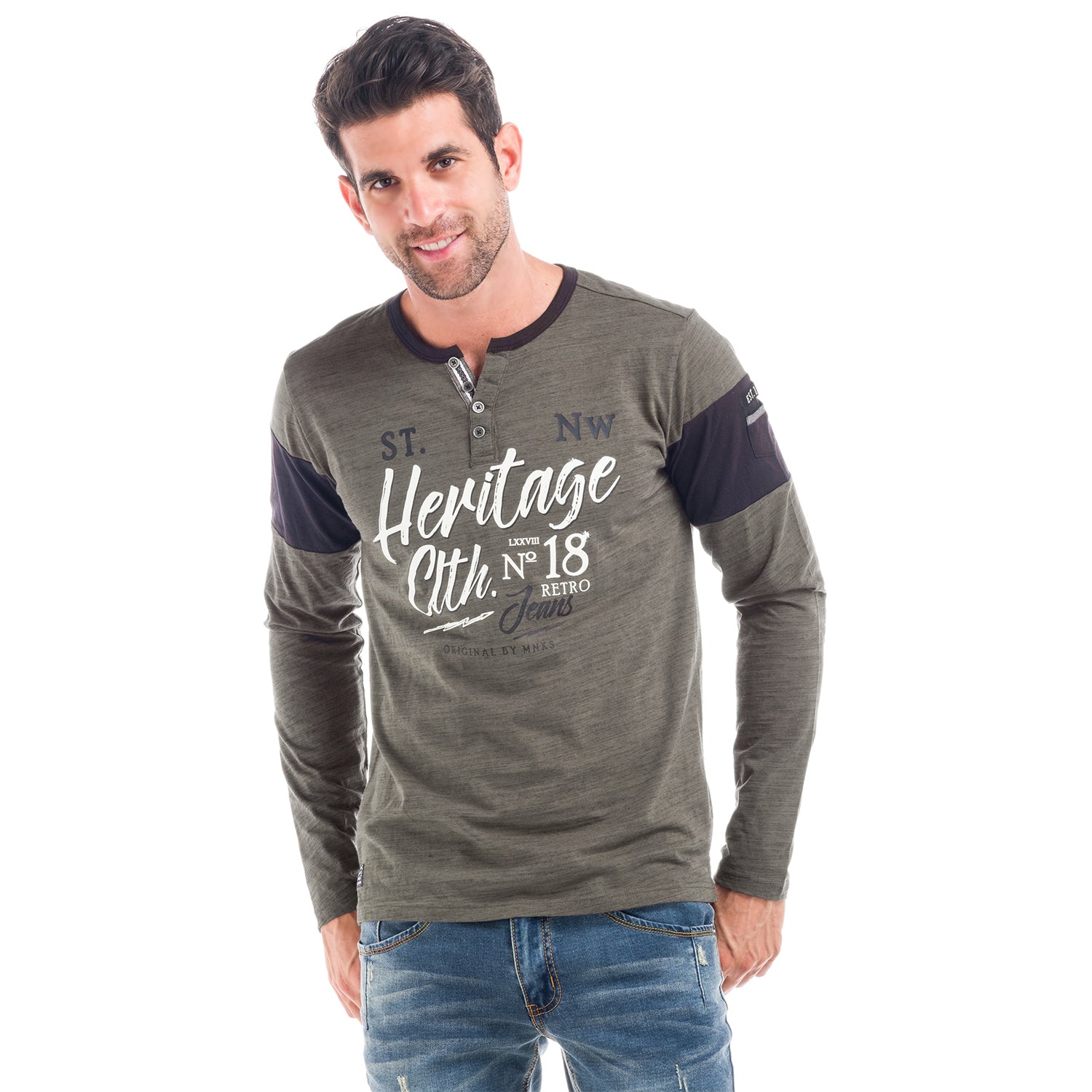 Printed long sleeve t-shirt