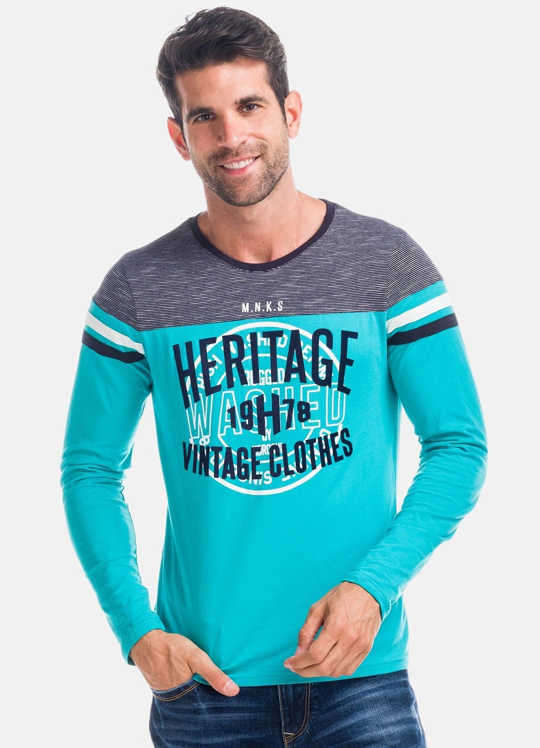 T-shirt a maniche lunghe a righe