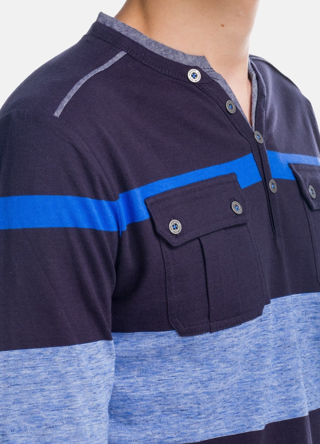 T-shirt rigata combinata con tasche