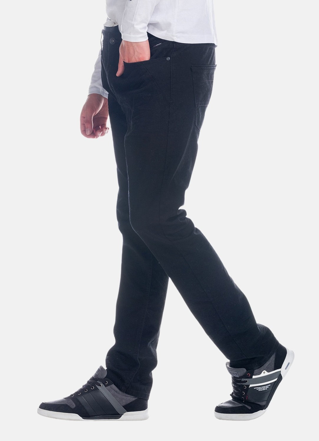 Regular colored denim with elastic