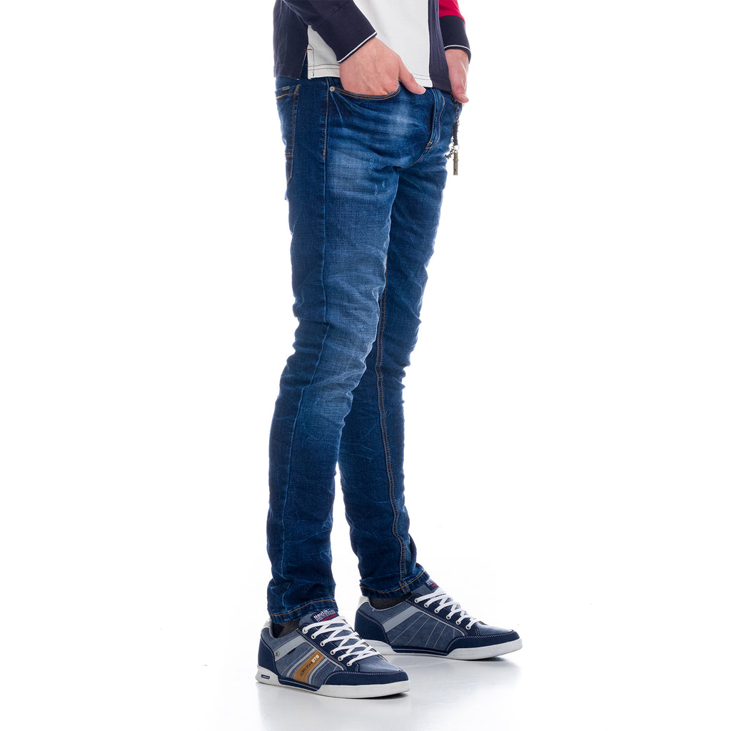 Denim bleu slim avec détail porte-clés en cordon