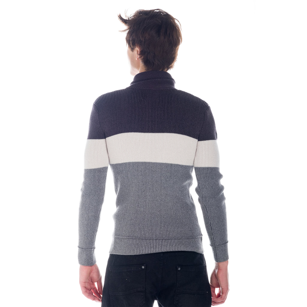 Strickpullover mit Smokingkragen