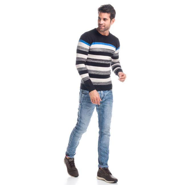 Pull en maille rayée