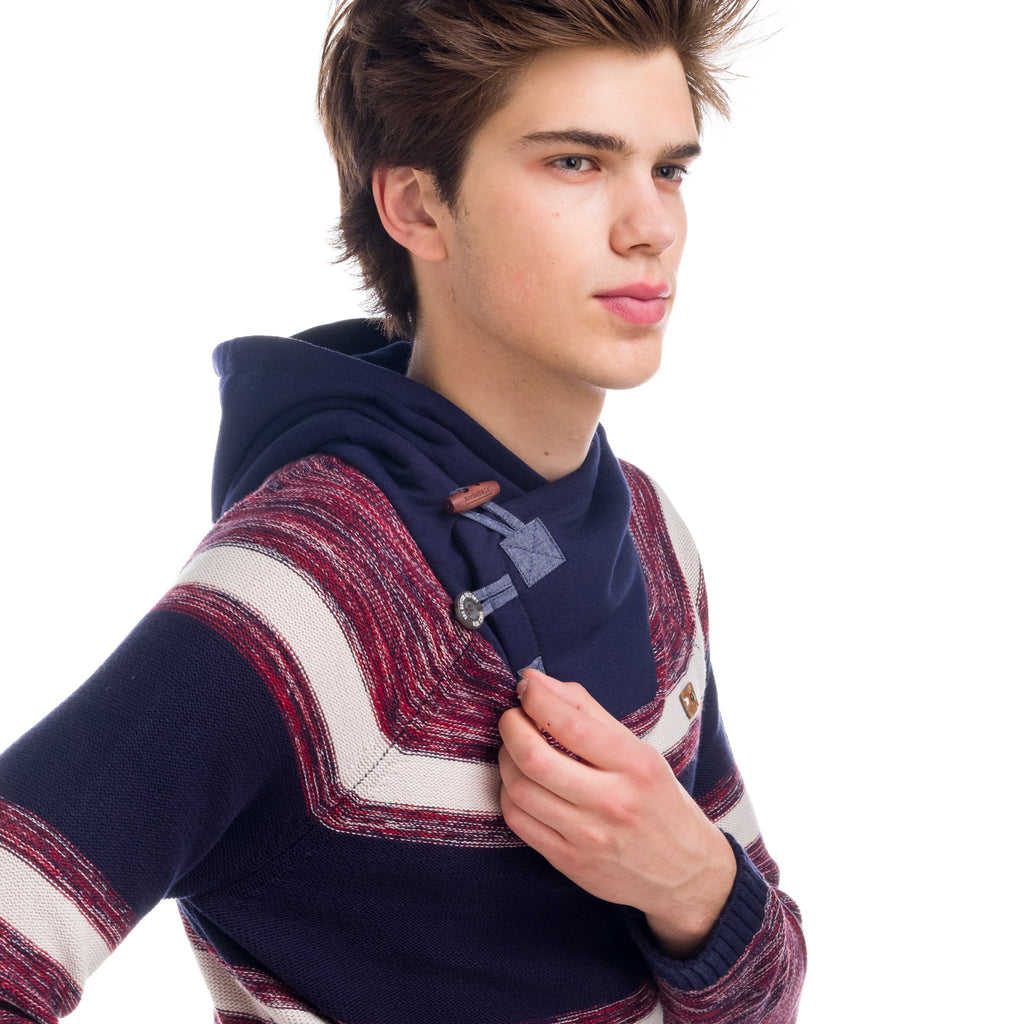 Maglione lavorato a maglia con collo smoking