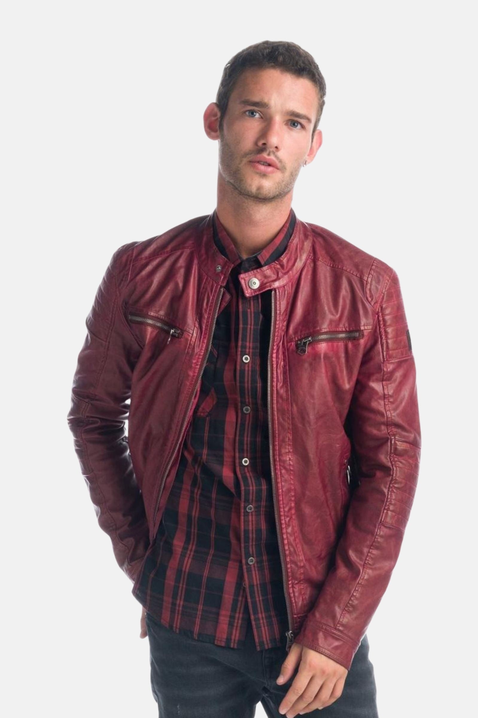 Cazadora efecto piel