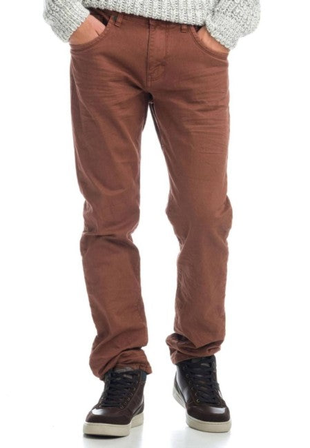 Pantalon largo straigth regular