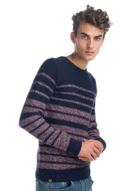 Pull col rond rayé