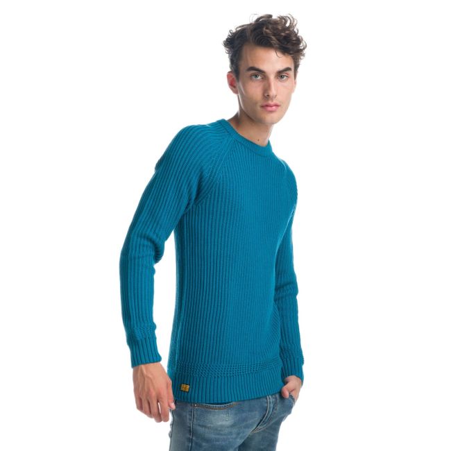 Maglia a coste e fantasia