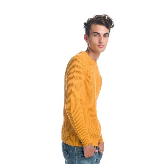 Maglia a coste e fantasia