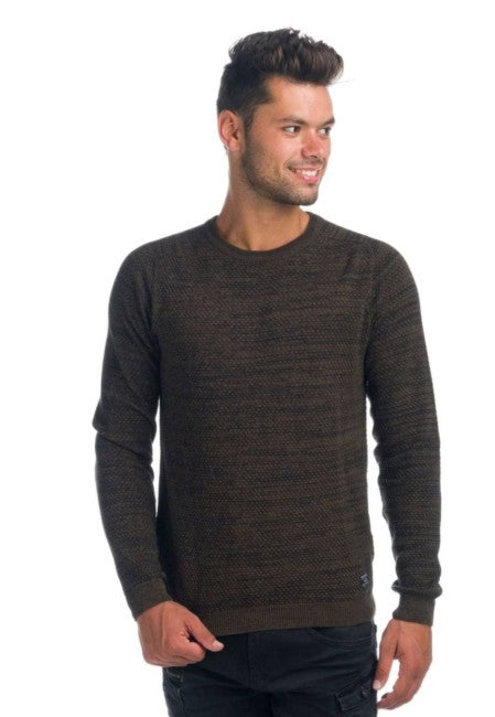 Pull en tricot d’abeille