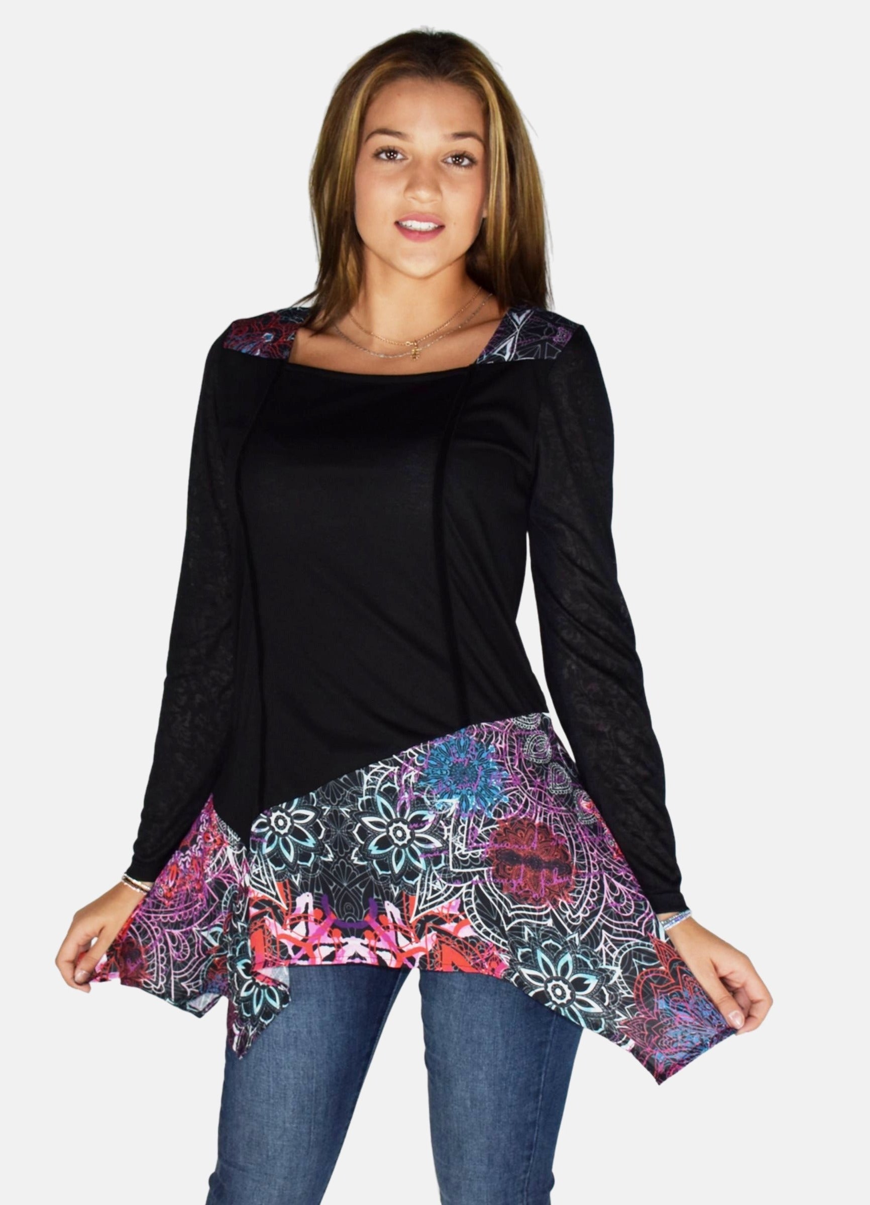 T-shirt à manches longues avec ourlet asymétrique