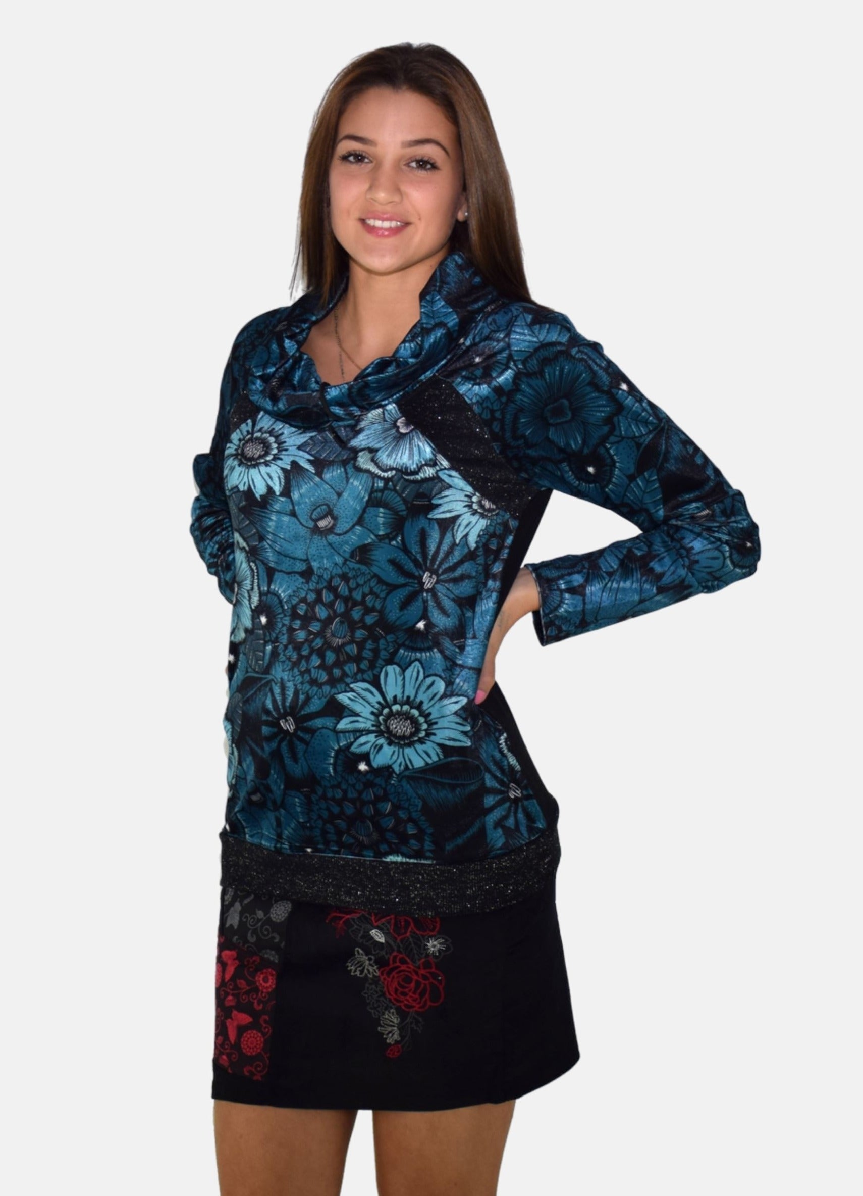 Camiseta azul manga larga mujer  estampada con cuello ajustable con cordón y lurex