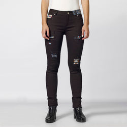 Schwarze Skinny-Hose mit zerrissenem Effekt und ethnischen Aufnähern für Damen - Koroshi 2012PT35