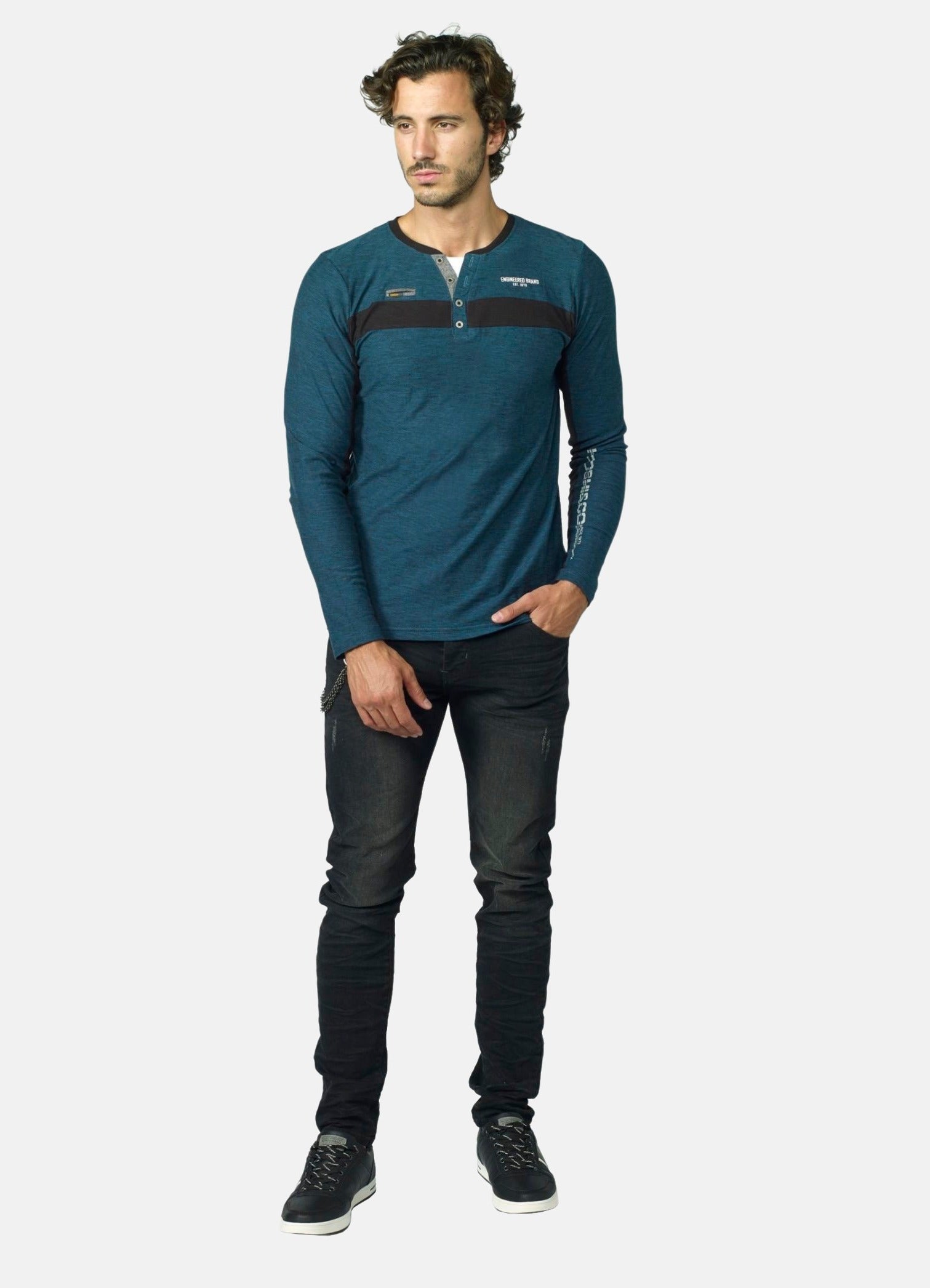 Zweifarbiges T-Shirt