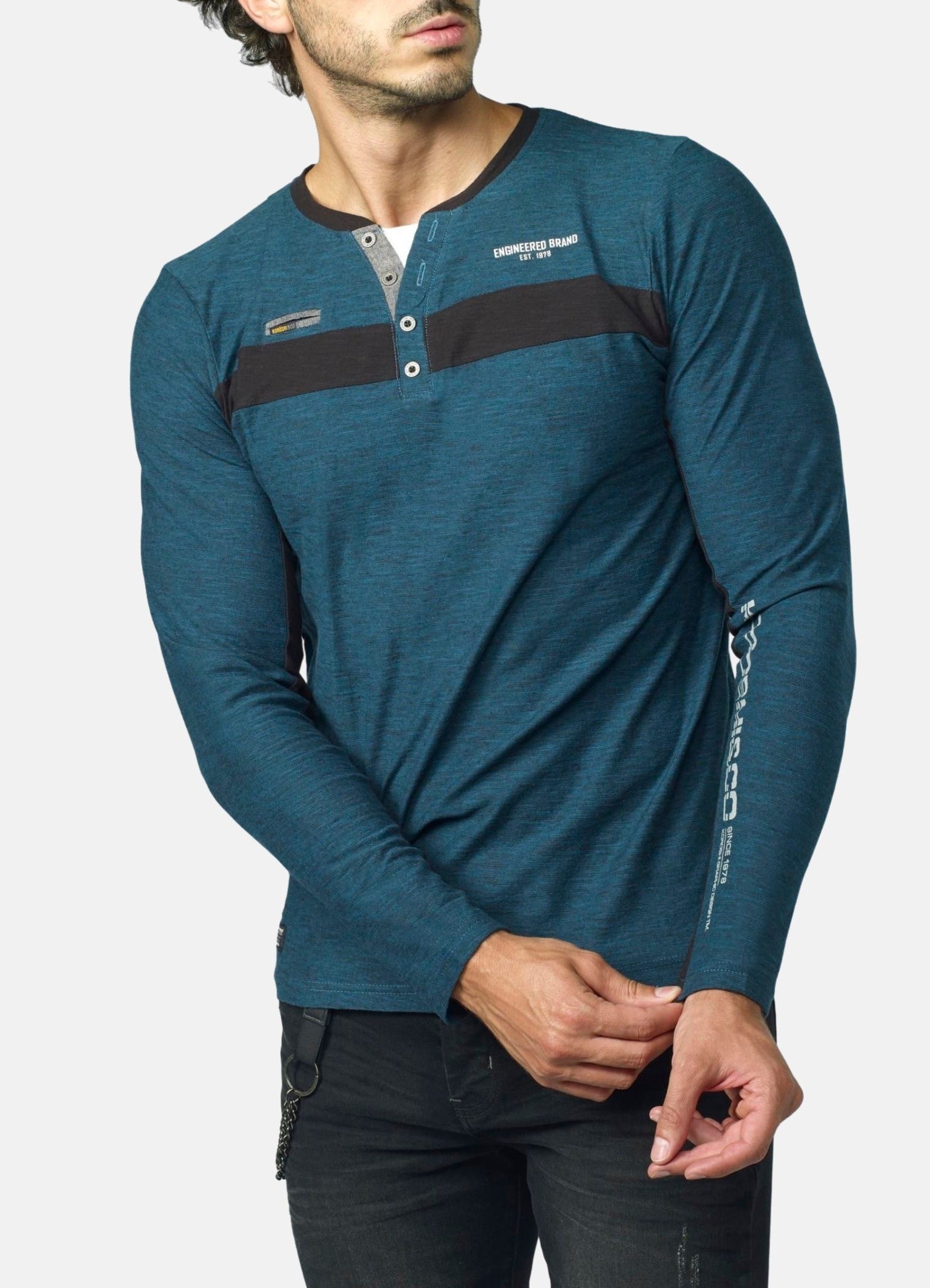 Zweifarbiges T-Shirt