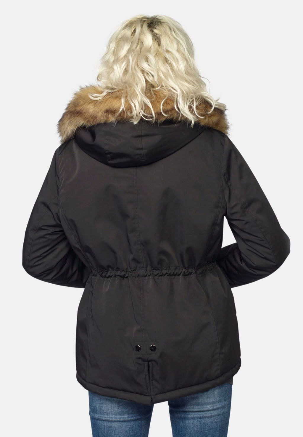 Jaqueta encoixinada curta tipus parka de dona