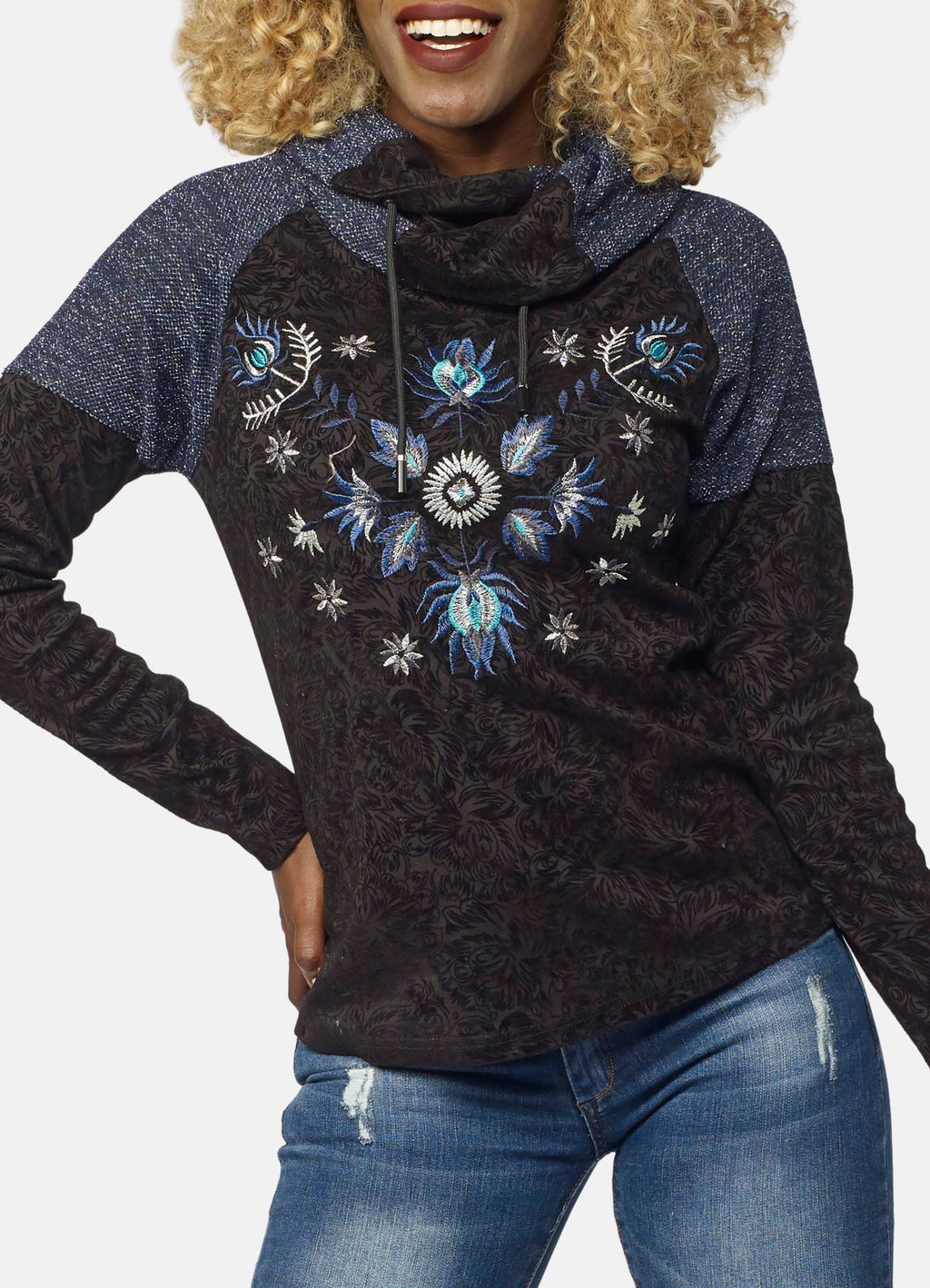 Camiseta bordado floral en delantero