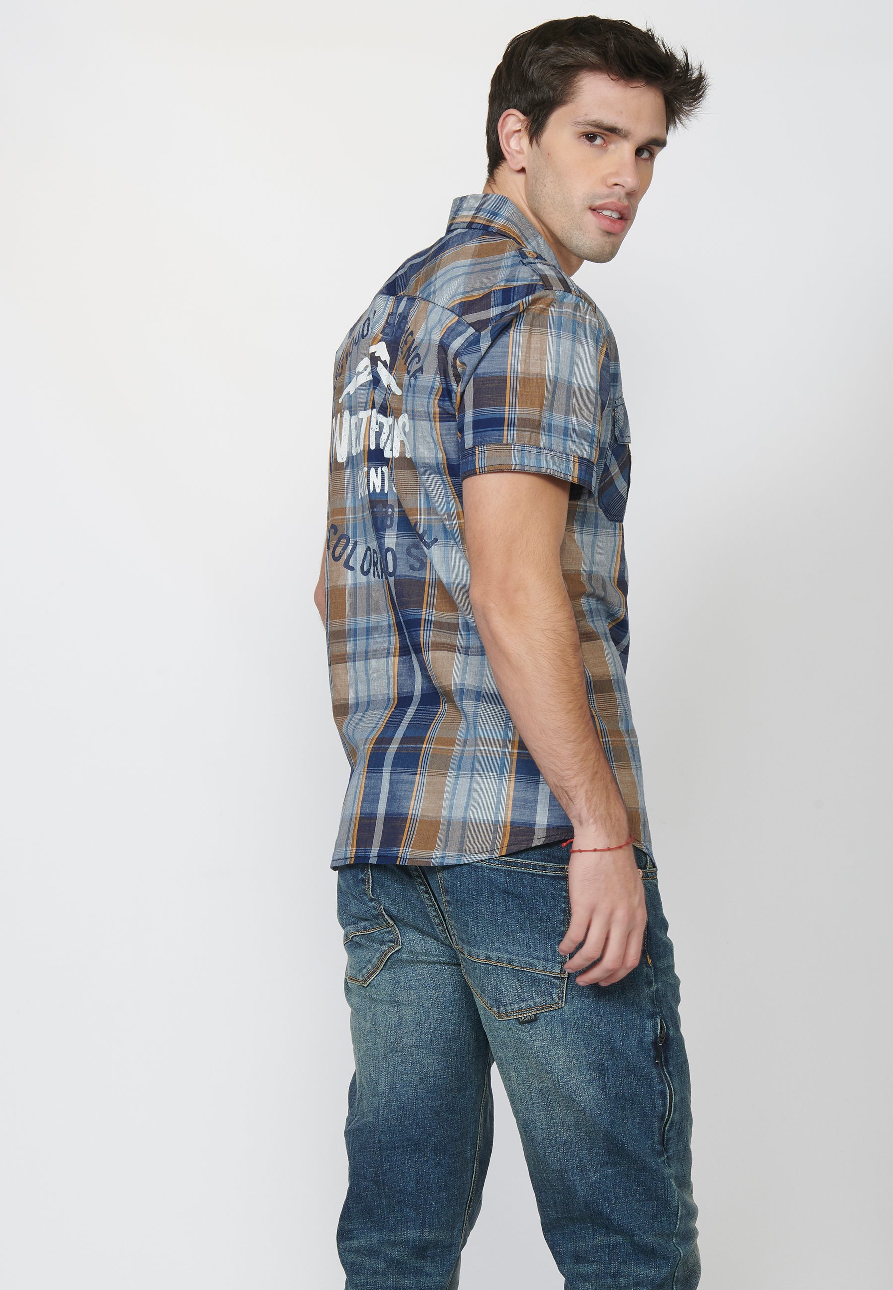 Camicia a quadri ocra da uomo manica corta con tasche a rever - Koroshi 2211CC55