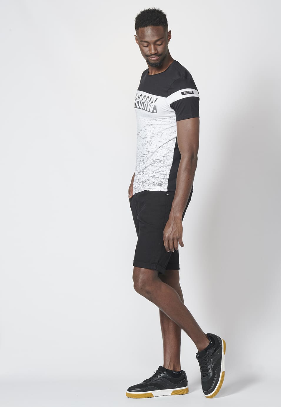 2211MC08-000001-2211MC08_000001_2