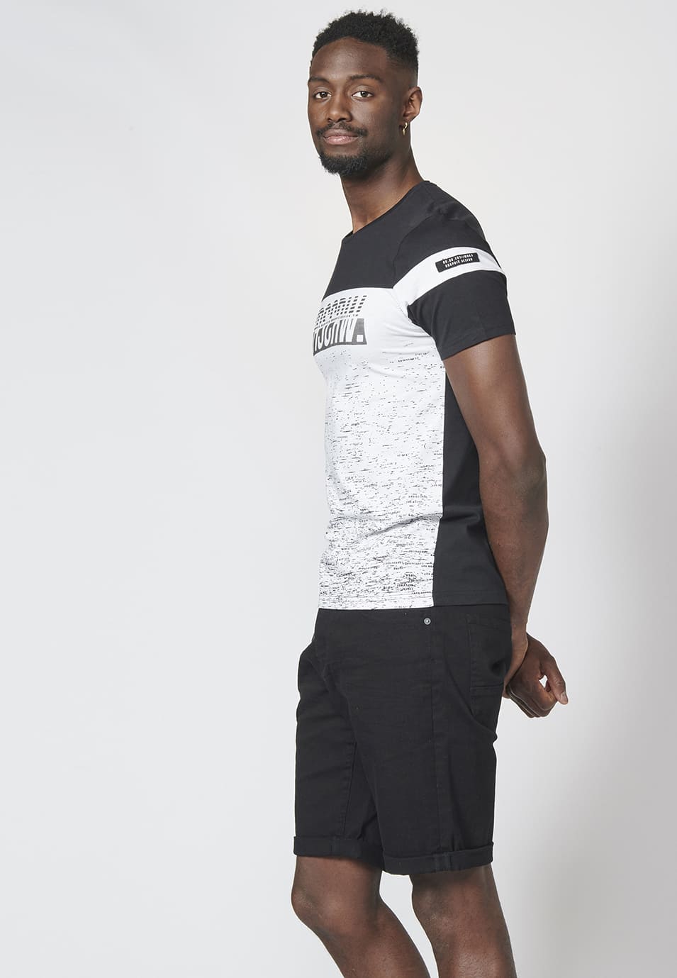 2211MC08-000001-2211MC08_000001_4