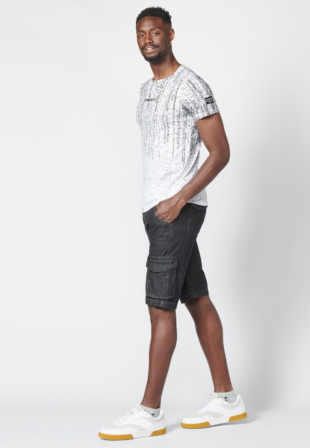 Kurzarm-T-Shirt mit Farbverlaufseffektdruck, 100 % Baumwolle für Herren