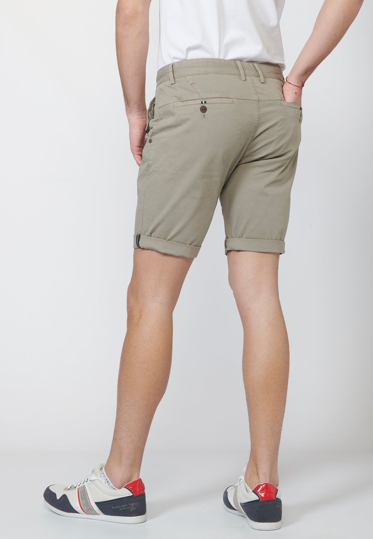 Micro printed chino shorts for men in mink - Koroshi 2211PS08