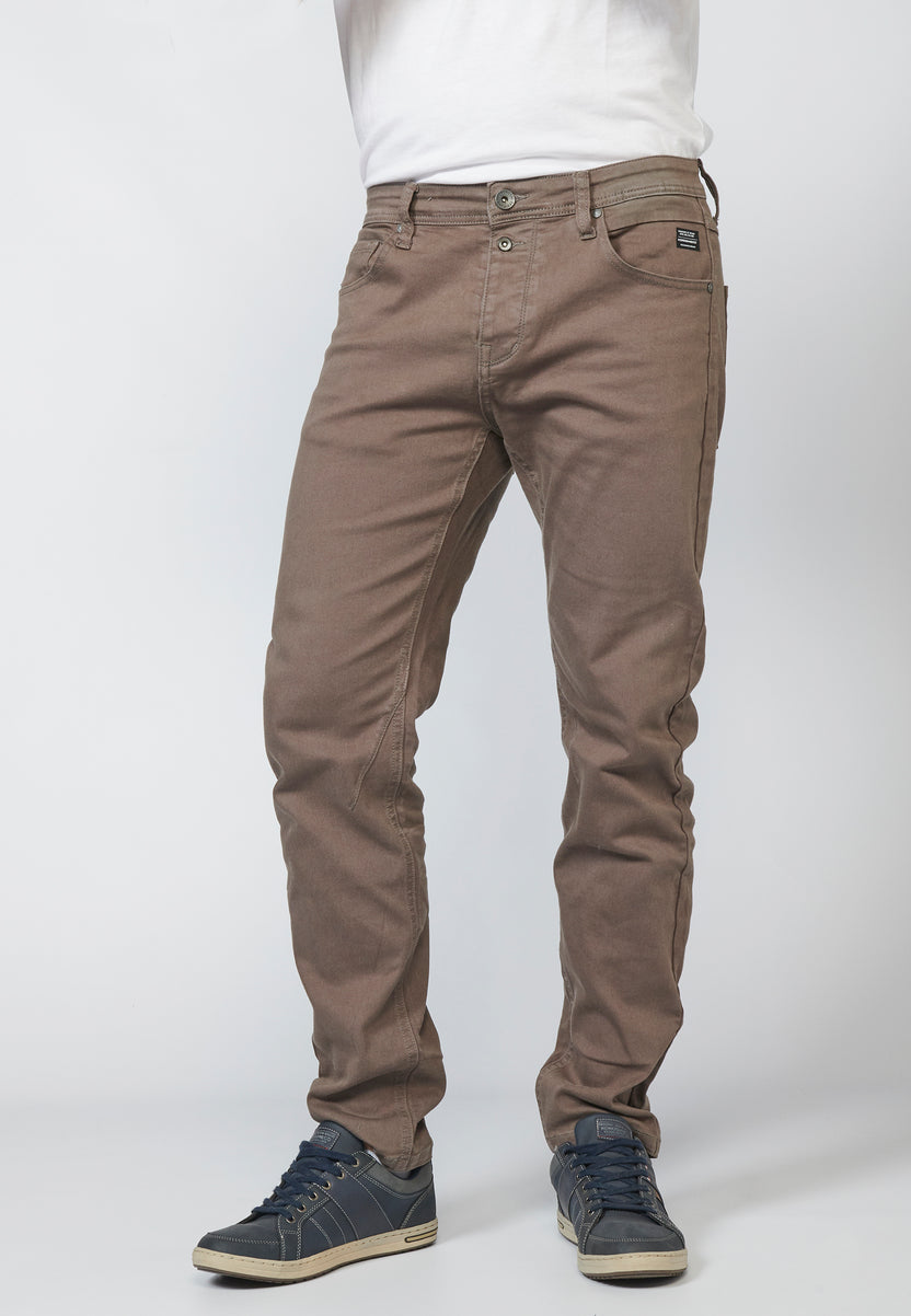 Pantalón largo, jeans tapered fit con cinco bolsillos para hombre