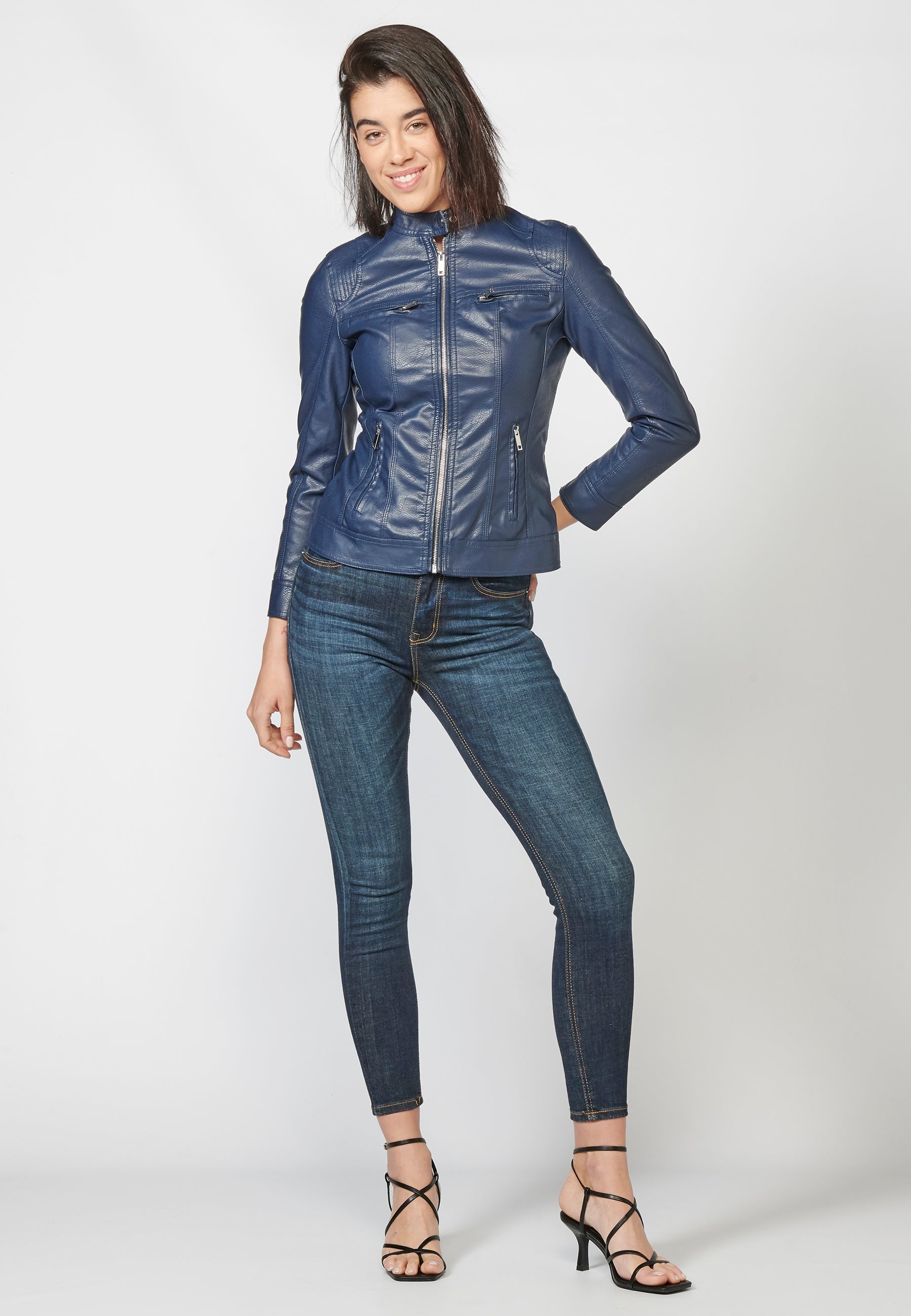 Image 1 for product 2212JA04 with color 000039