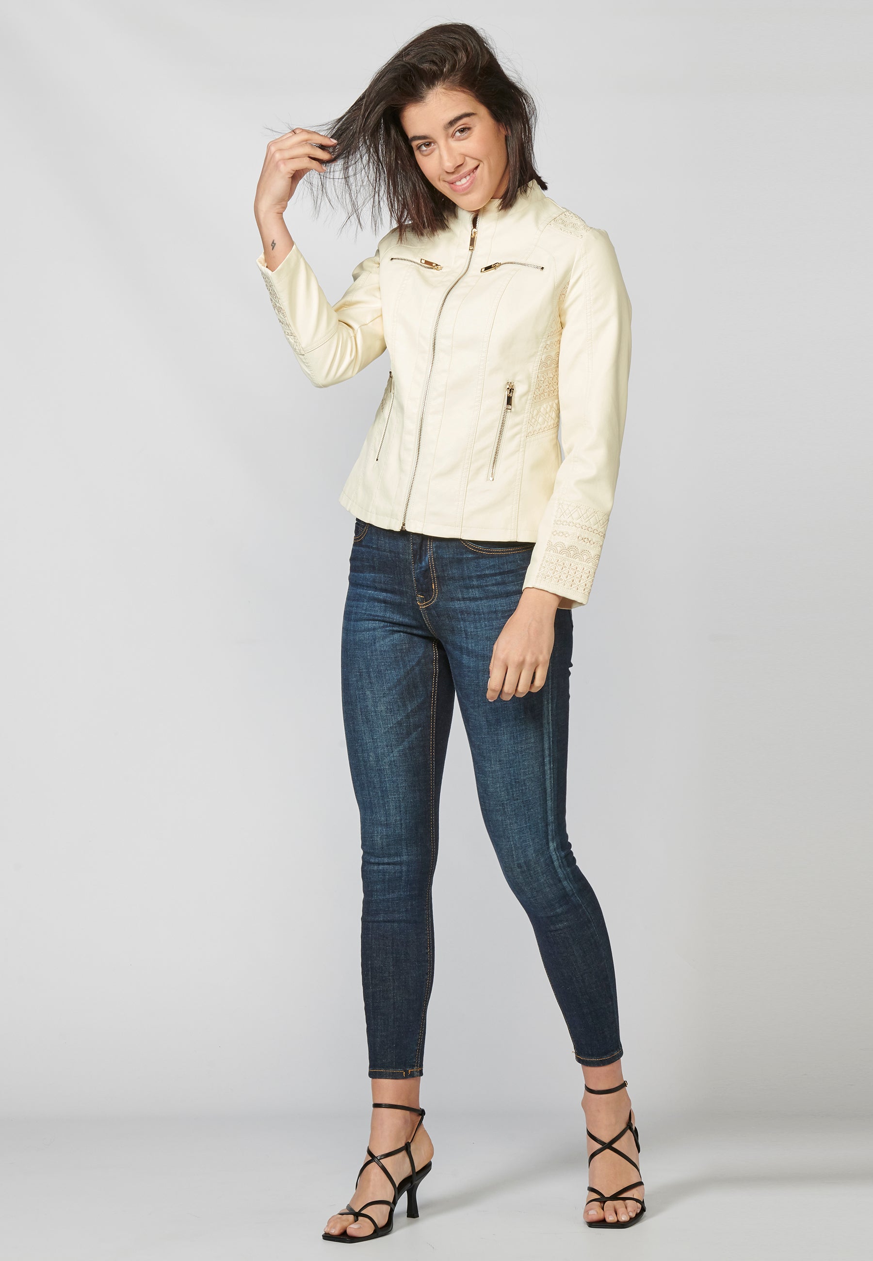 Image 1 for product 2212JA05 with color 000030