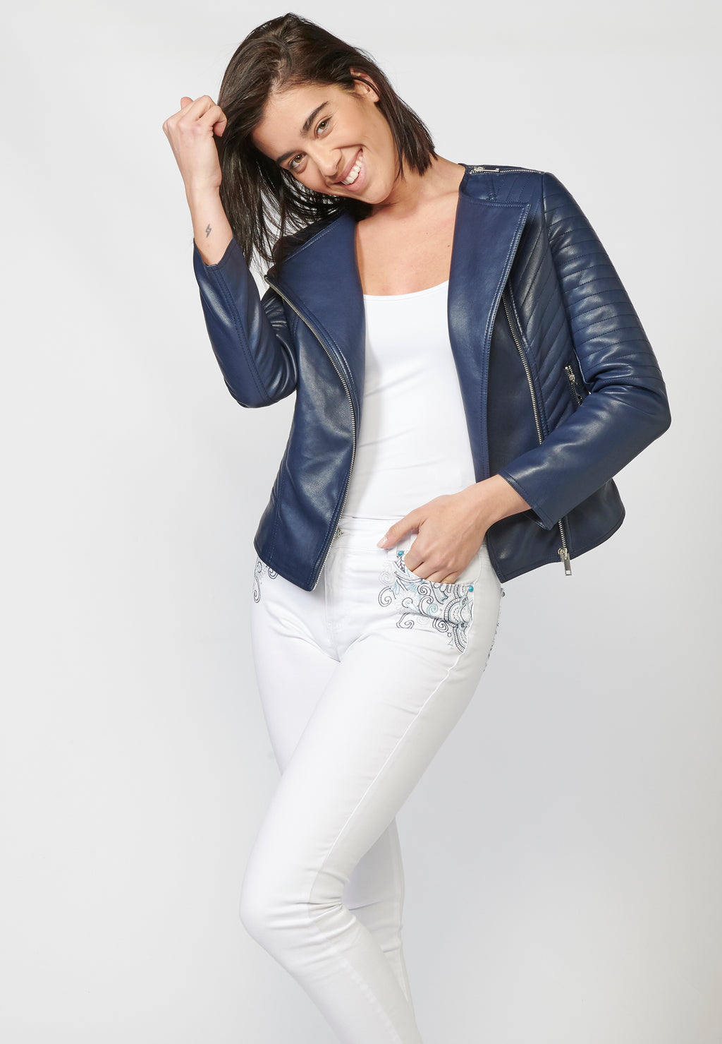 Image 4 for product 2212JA09 with color 000039