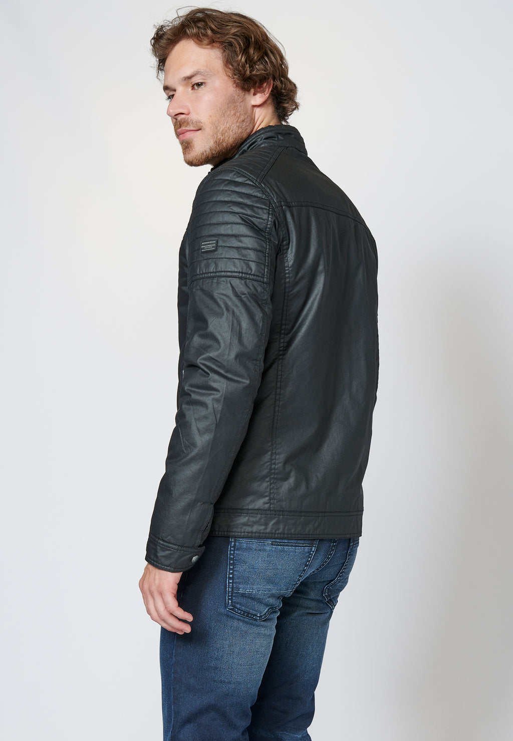 Immagine 8 per il prodotto 2221JA20 con colore 000003