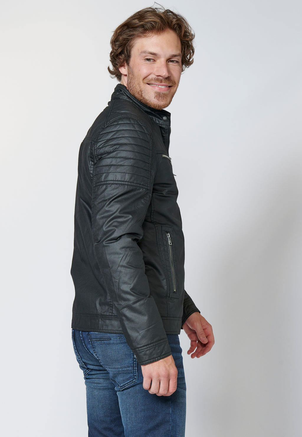 Immagine 9 per il prodotto 2221JA20 con colore 000003