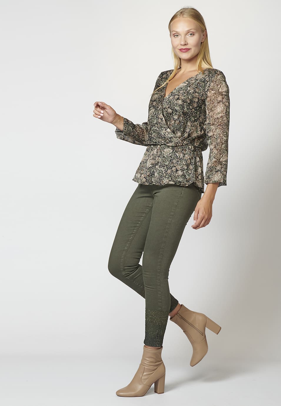 Image 1 for product 2222BL01 with color 000323