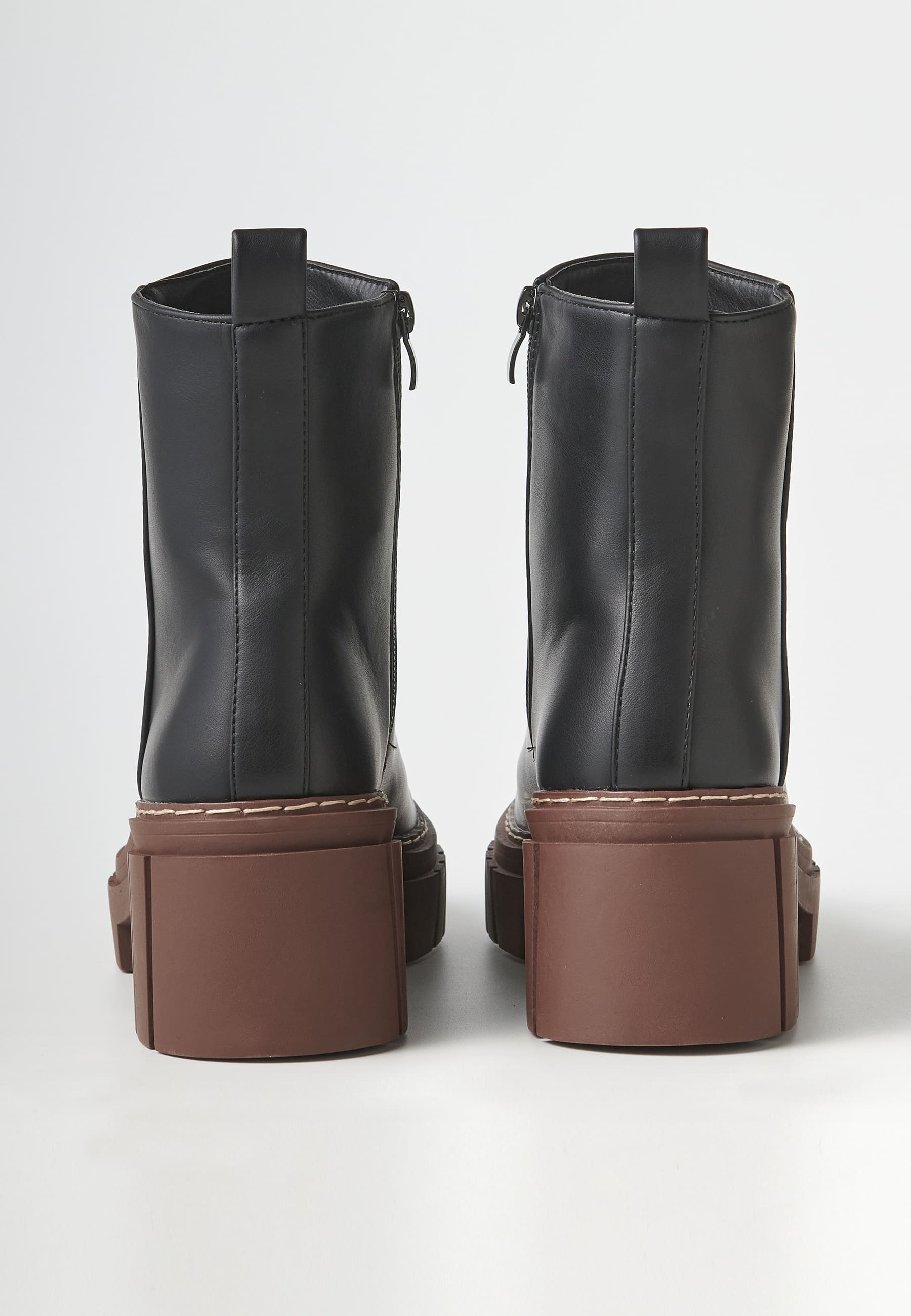 Botines negros con interior forrado para mujer efecto piel | moda actual