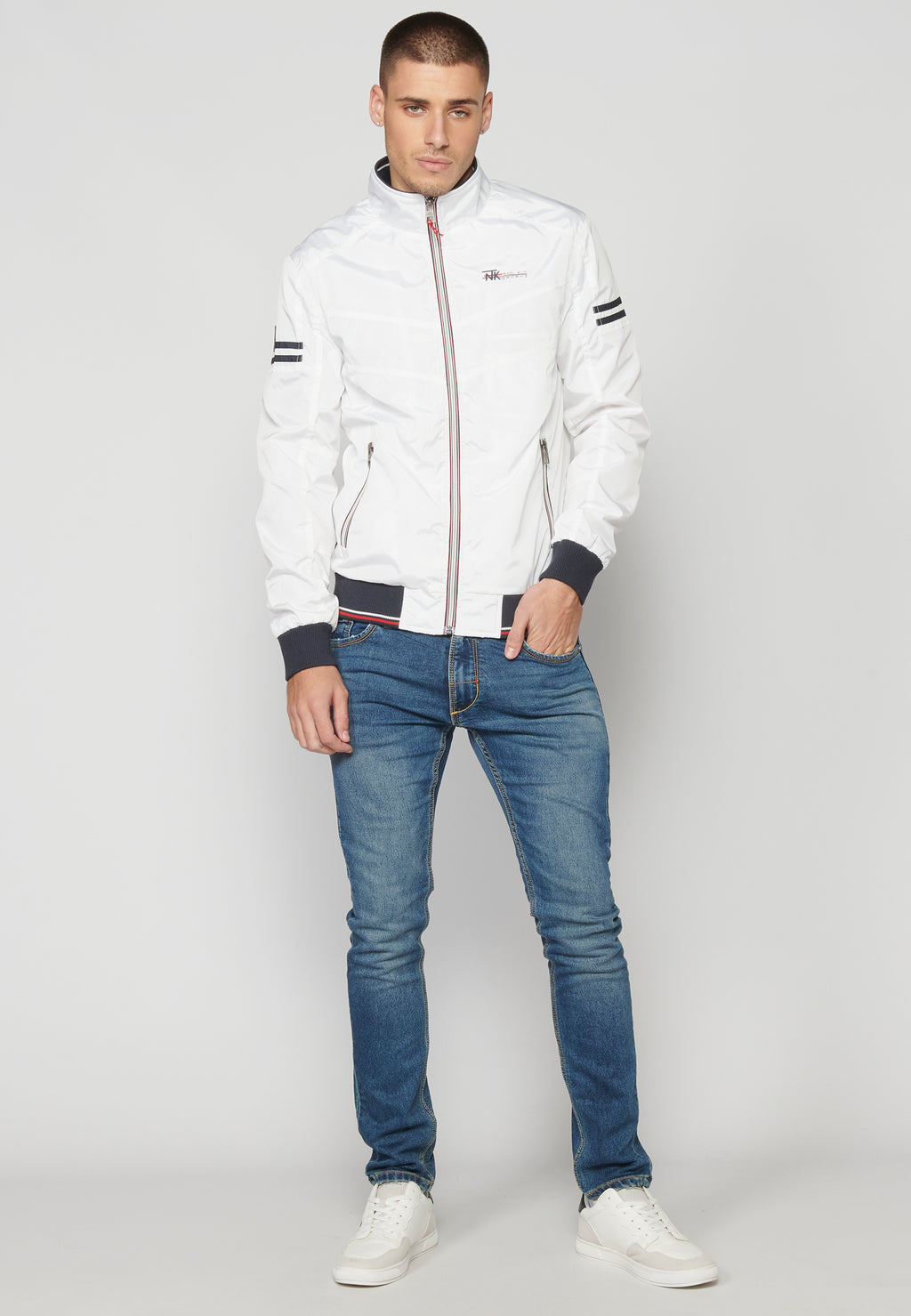 Image 2 for product 2311JA12 with color 000001