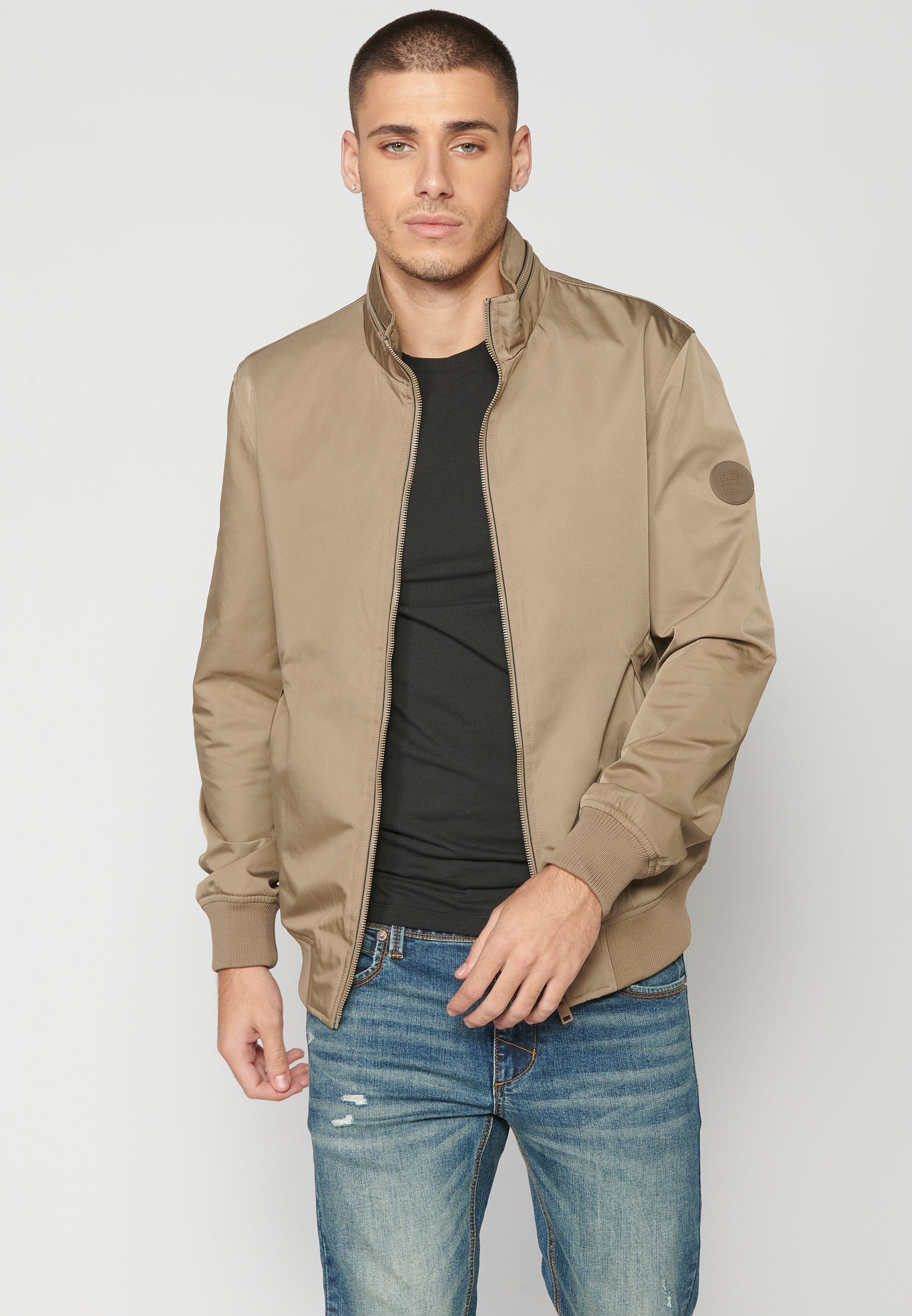 Immagine 11 per il prodotto 2311JA15 con colore 000002