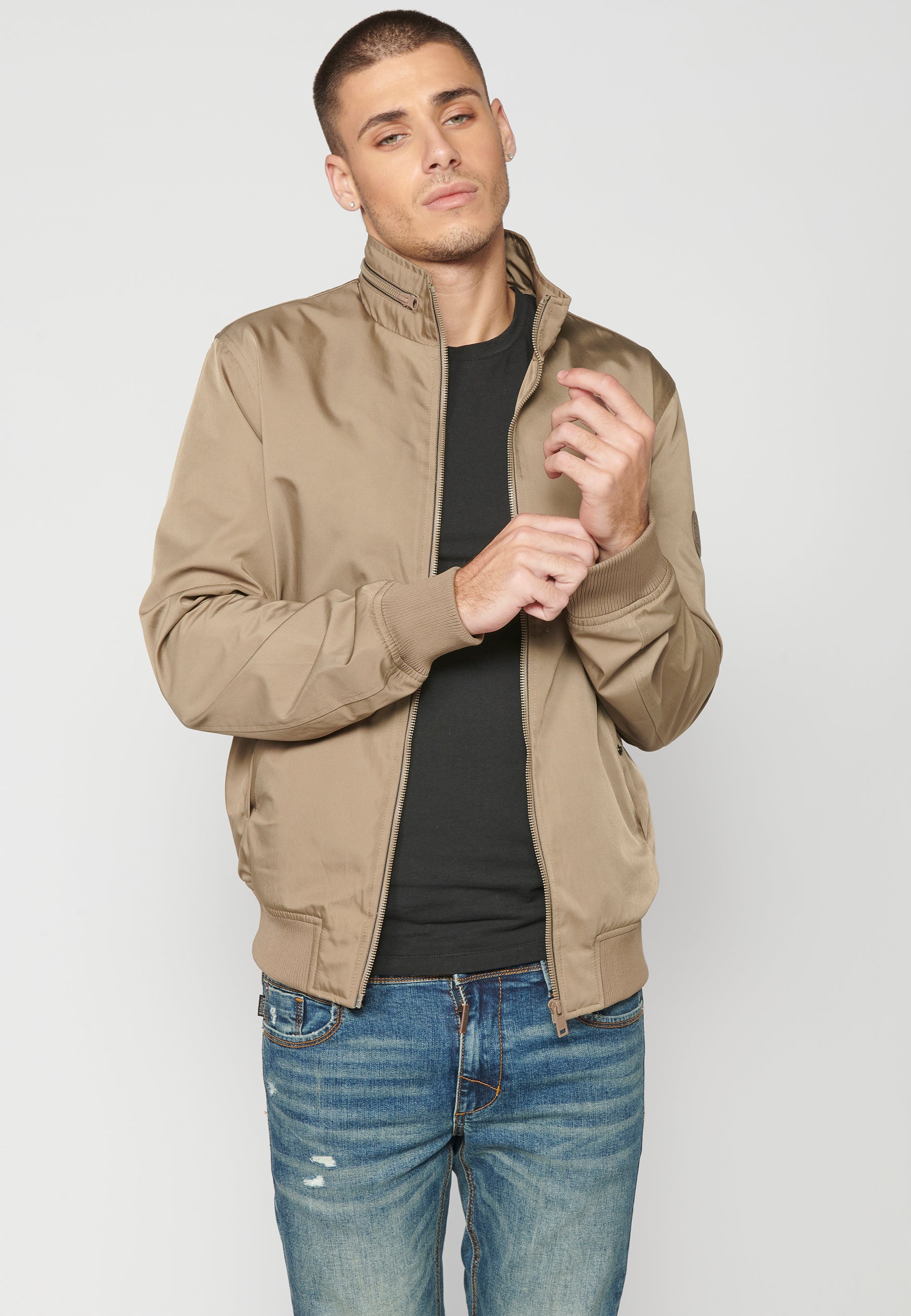 Immagine 12 per il prodotto 2311JA15 con colore 000002