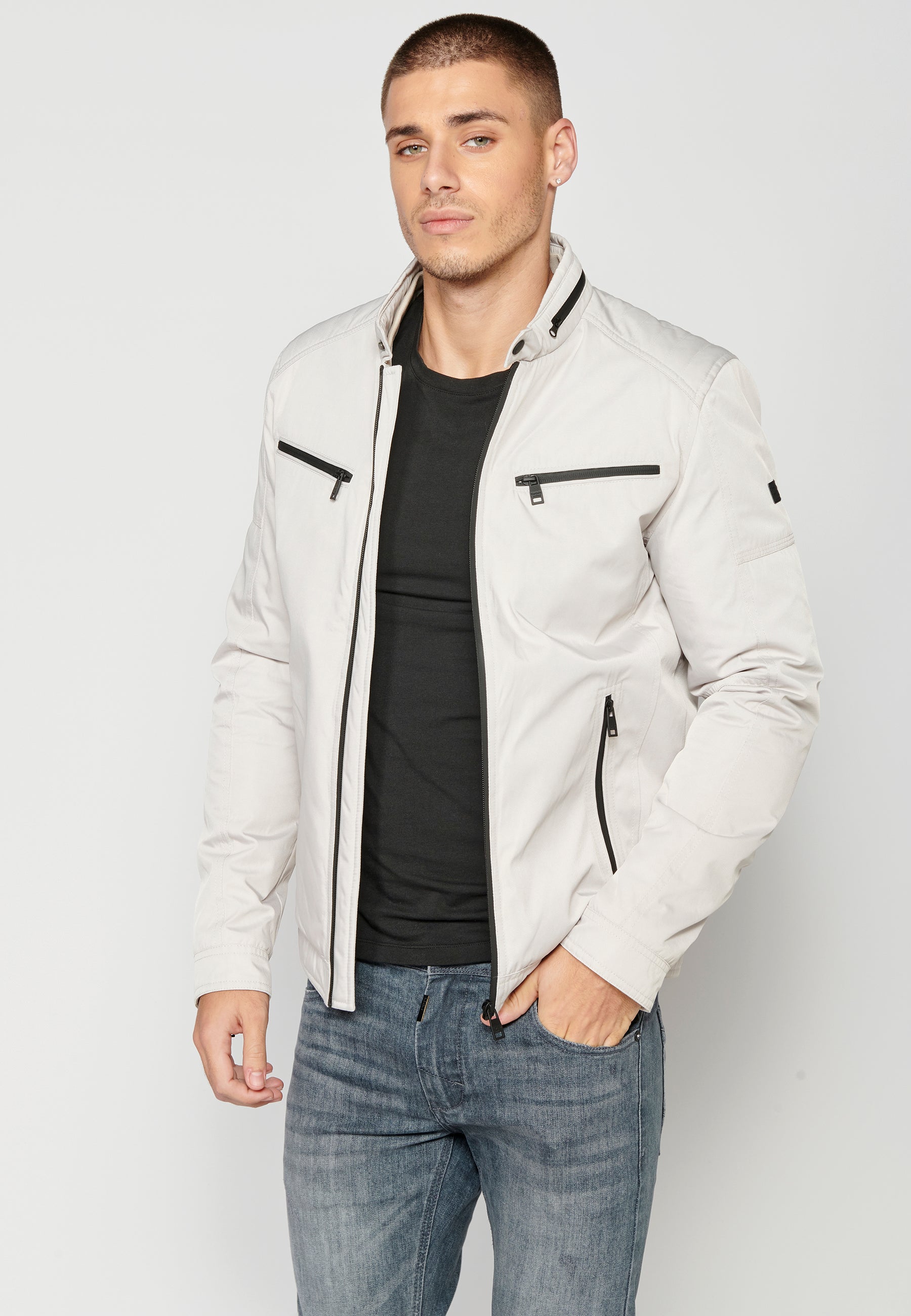 Bild 12 für Produkt 2311JA18 mit Farbe 000062