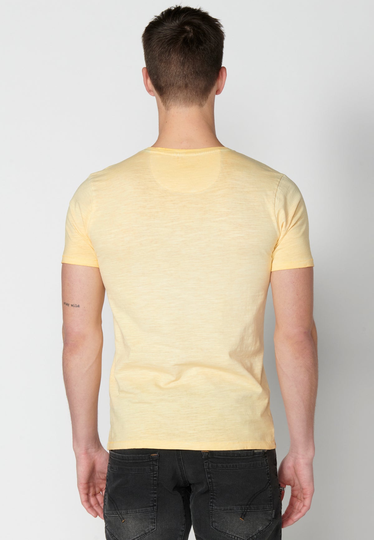 Yellow men's printed round neck short sleeve t-shirt - Koroshi 2311MC16