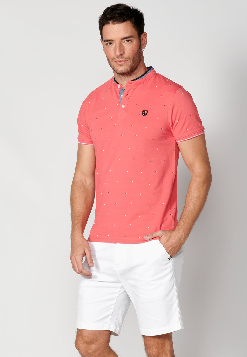 Polo manga corta cuello mao estampado hombre coral - Koroshi 2311PC22