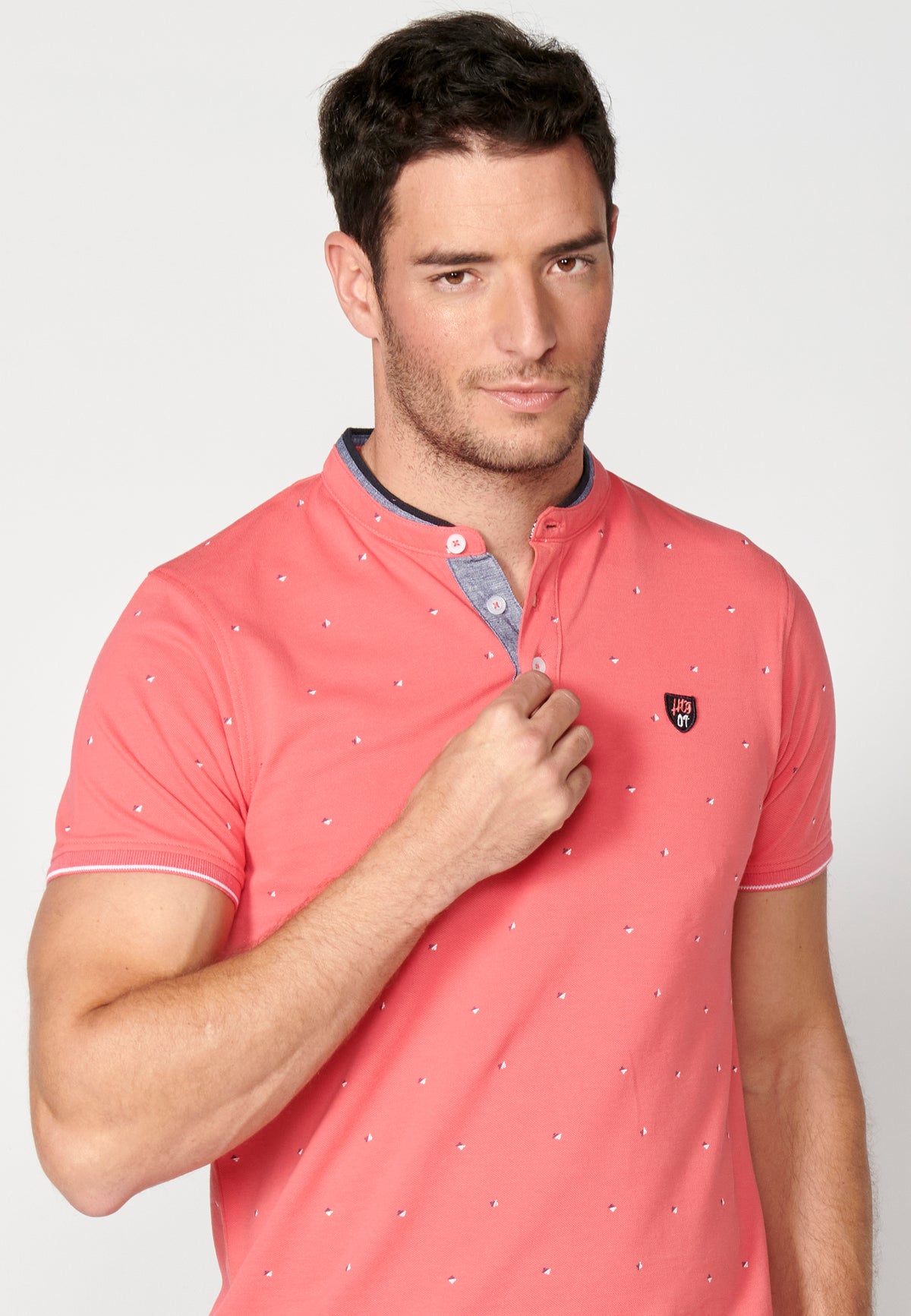 Polo manga corta cuello mao estampado hombre coral - Koroshi 2311PC22