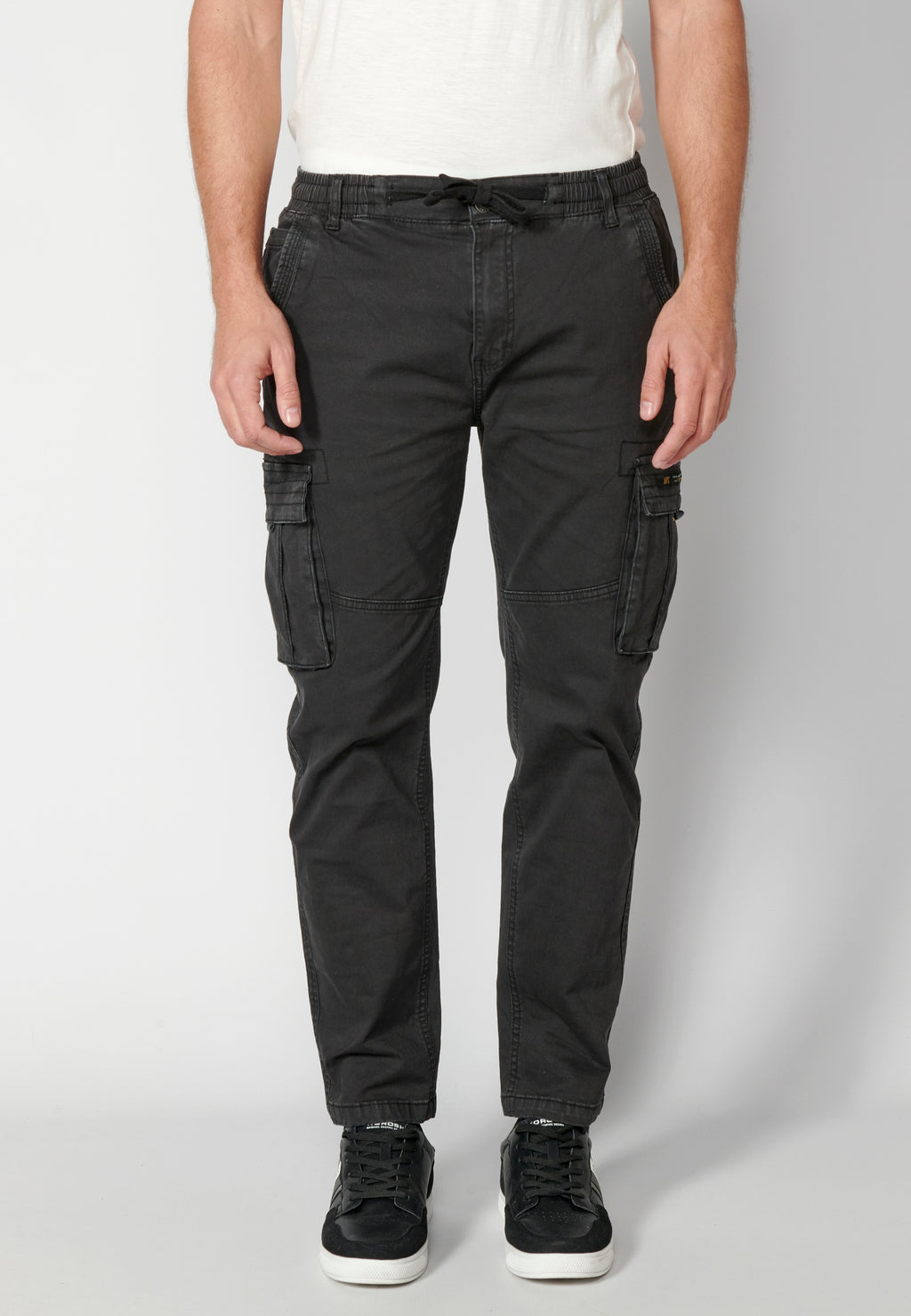 Schwarze Herren-Cargohose – Koroshi 2311PT06