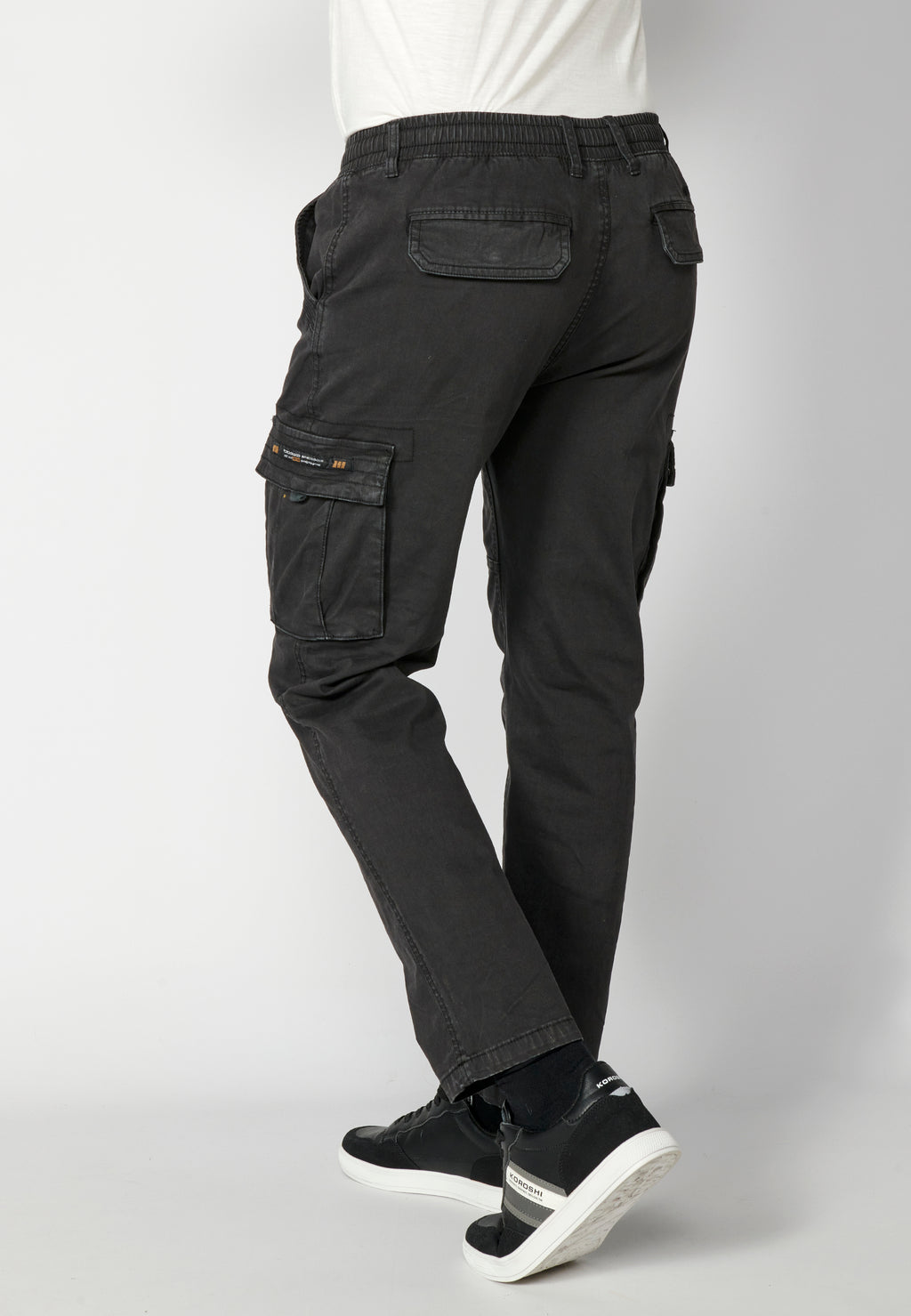 Schwarze Herren-Cargohose – Koroshi 2311PT06