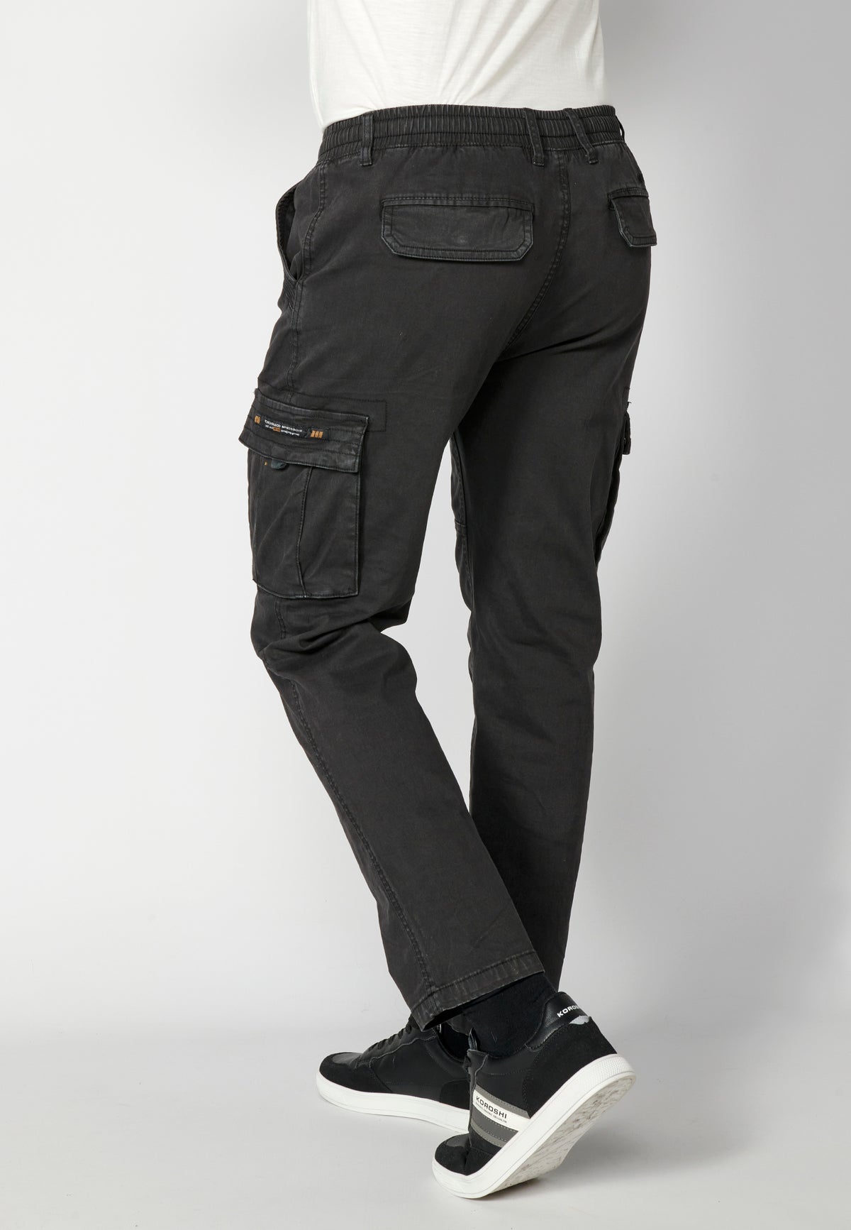 Schwarze Herren-Cargohose – Koroshi 2311PT06