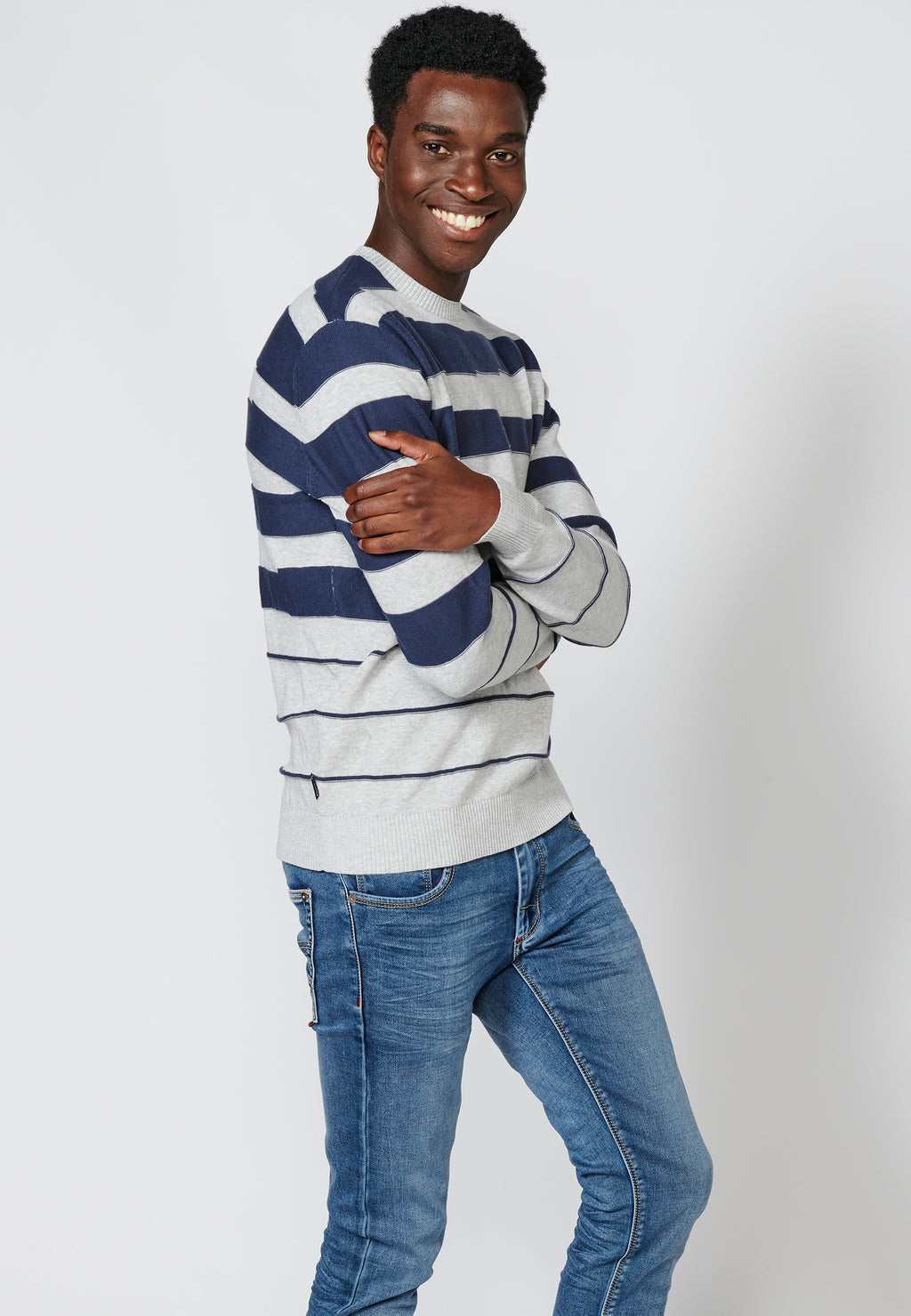 Pull rayé en coton à manches longues pour hommes