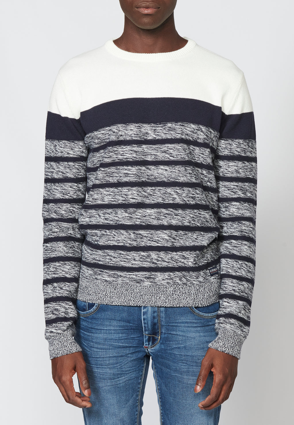 Ecrufarbener langärmliger, gestreifter Rundhals-Strickpullover für Herren – Koroshi 2311TR42