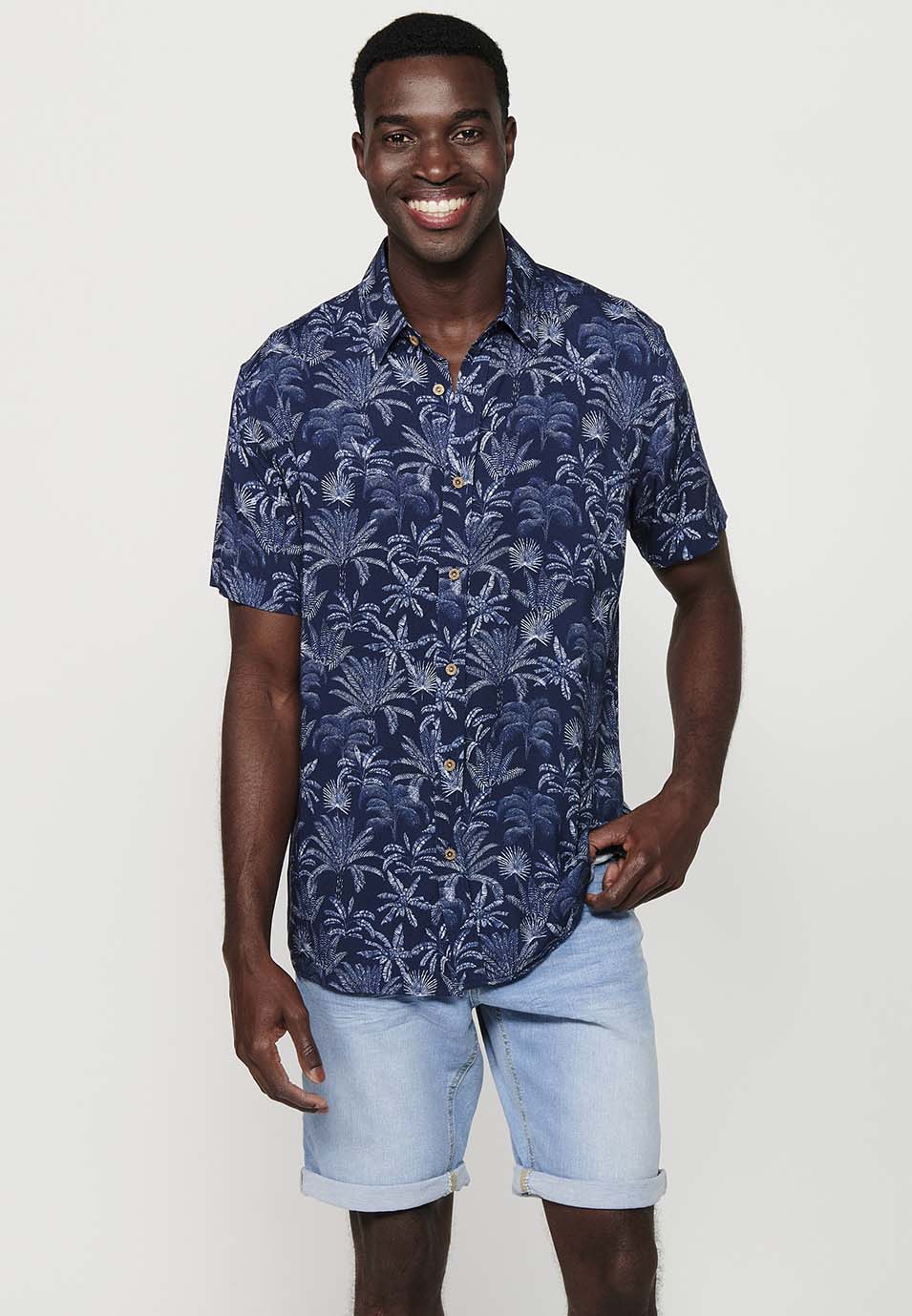 Camicia da uomo a maniche corte con stampa botanica Indaco - Koroshi 2411CC44