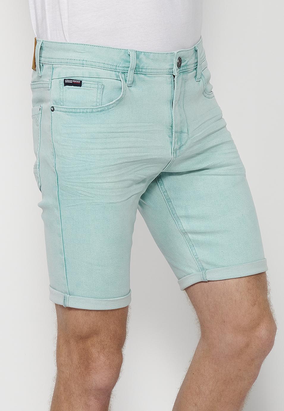 5-pocket Bermuda shorts with turn-up finish for men, aqua blue - Koroshi 2411PS05